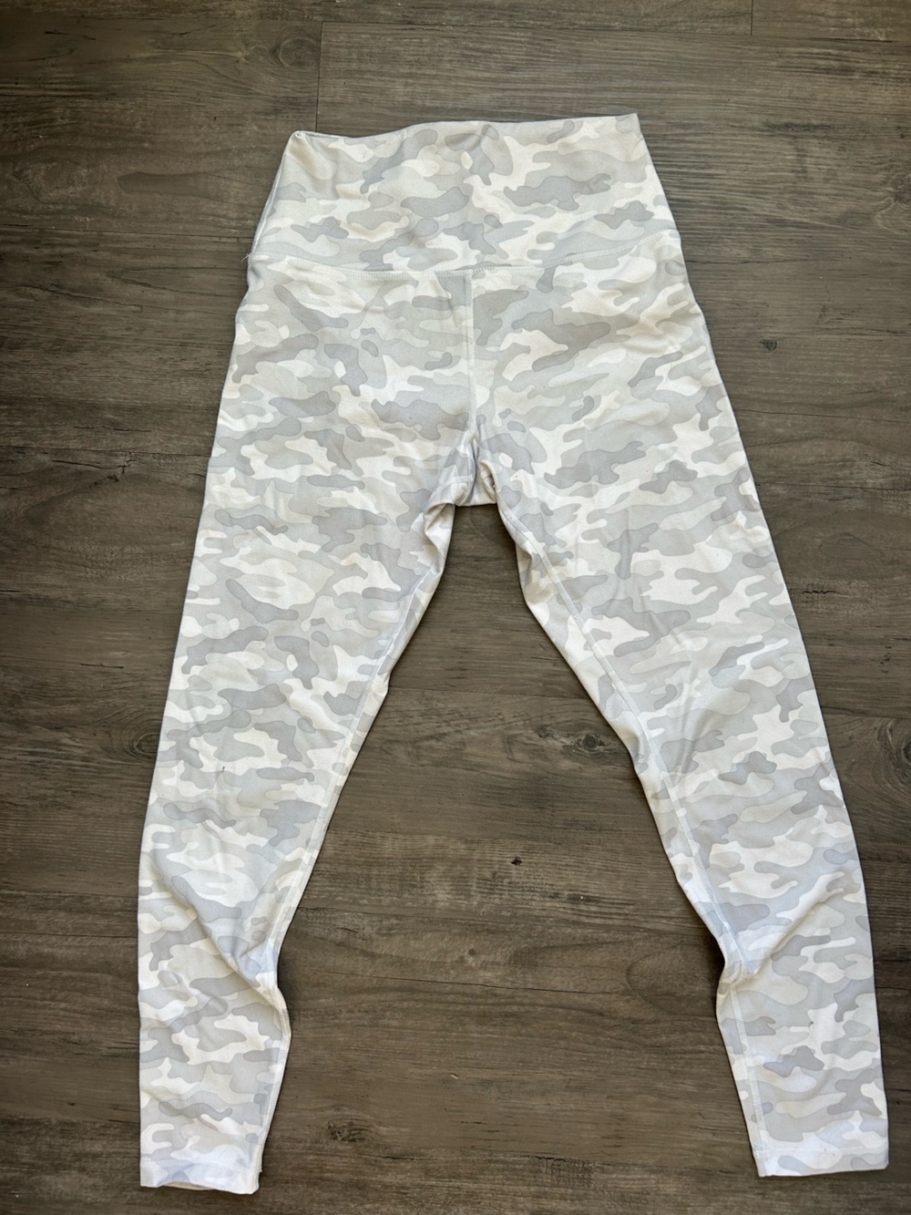 Glyder gym Camo Leggings - Light Gray & White